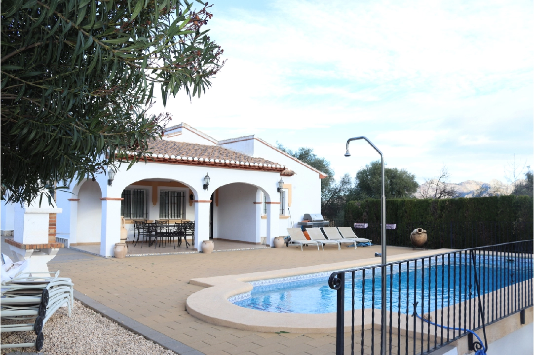 villa en Orba en venta, superficie 154 m², parcela 813 m², 4 dormitorios, 2 banos, piscina, ref.: PT-24001-39