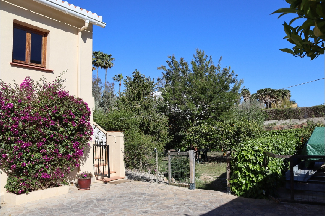 finca en Parcent en venta, superficie 140 m², parcela 830 m², 3 dormitorios, 1 banos, ref.: PT-24005-36