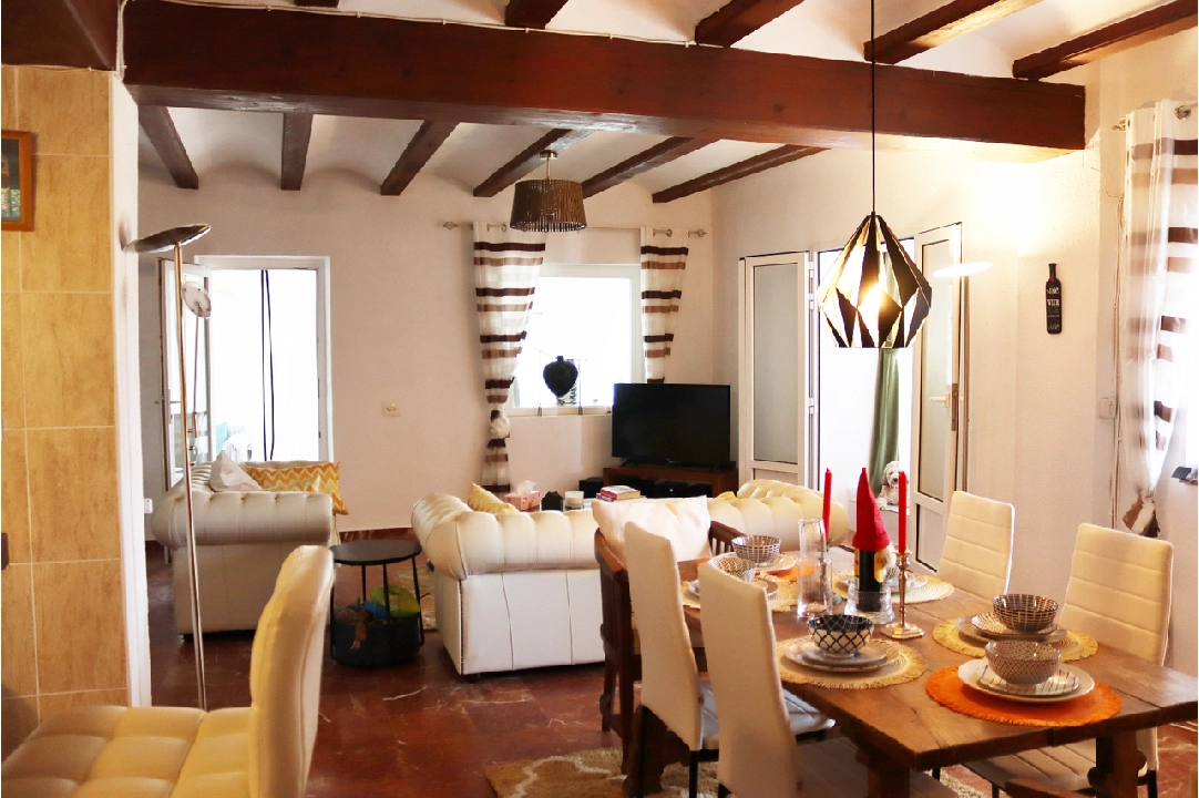 villa en Pedreguer en venta, superficie 196 m², parcela 984 m², 3 dormitorios, 3 banos, piscina, ref.: PT-24008-11