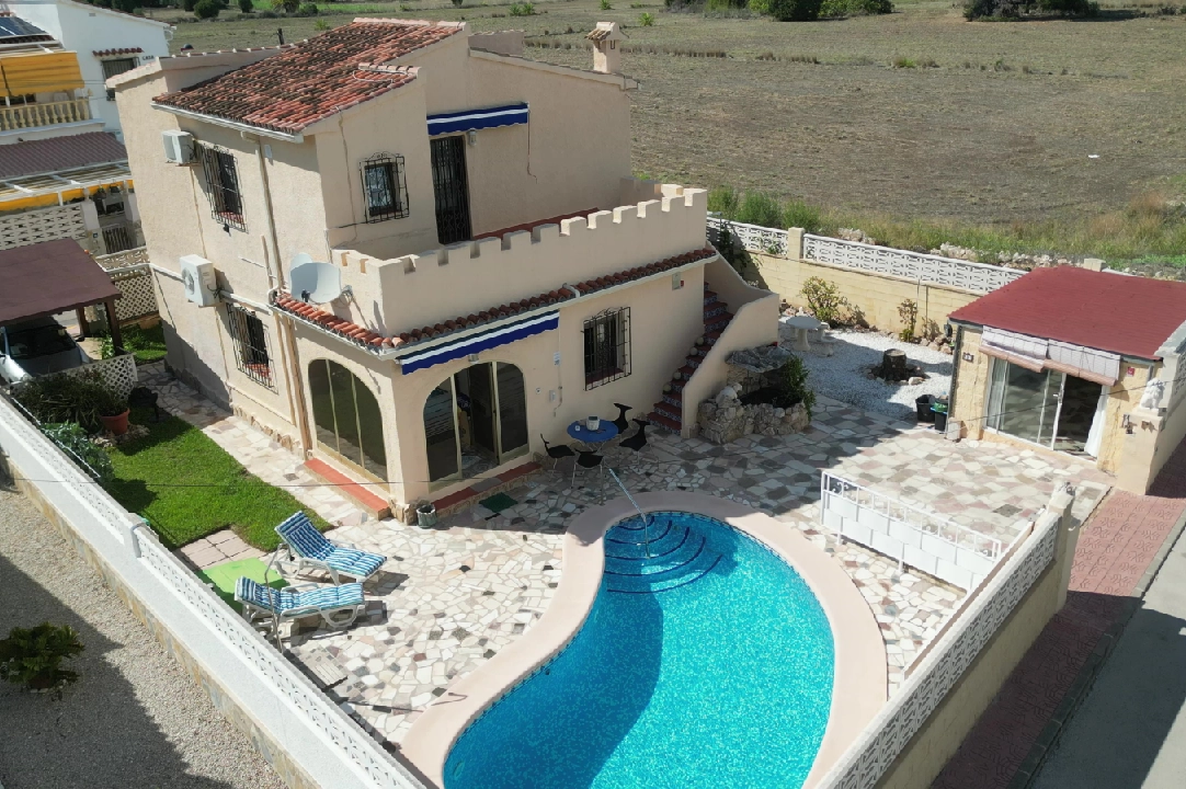 villa en Els Poblets en venta, superficie 124 m², ano de construccion 1982, + calefacción individual, aire acondicionado, parcela 419 m², 4 dormitorios, 2 banos, piscina, ref.: RG-0424-3