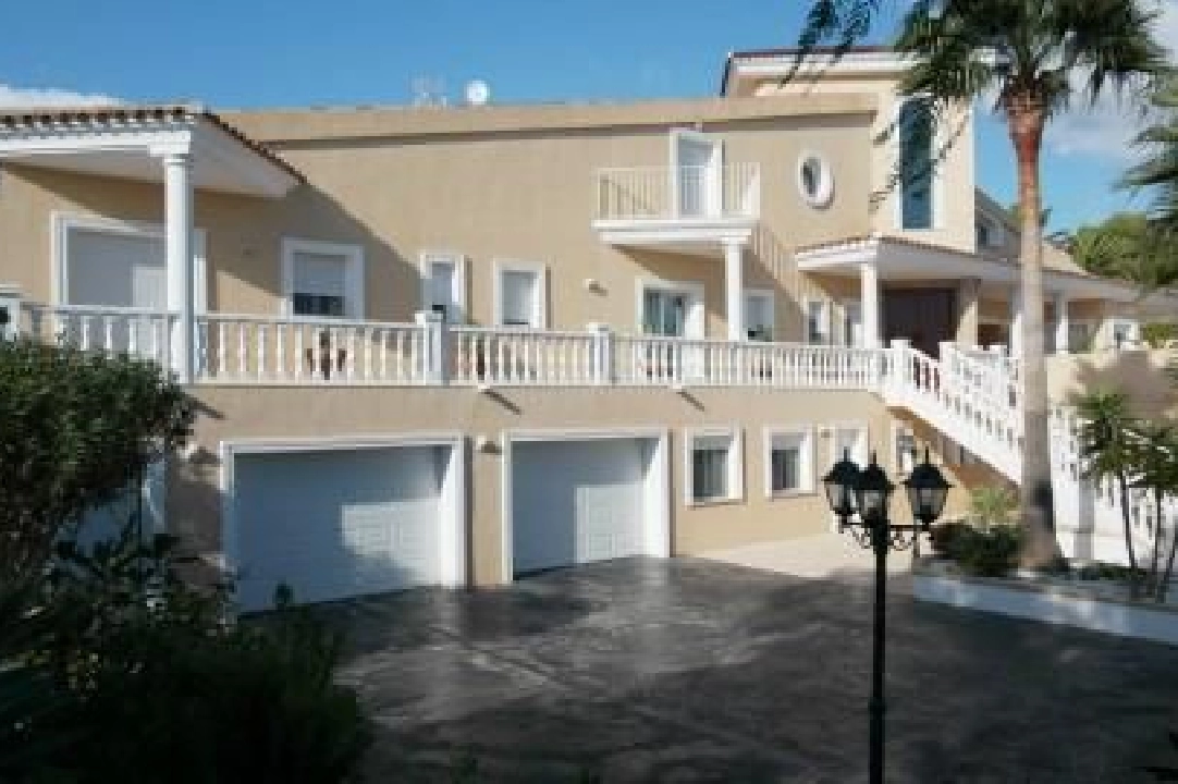 villa en L-Alfas del Pi(Escandinavia) en venta, superficie 500 m², aire acondicionado, parcela 1268 m², 5 dormitorios, 5 banos, piscina, ref.: COB-1343-10535-3