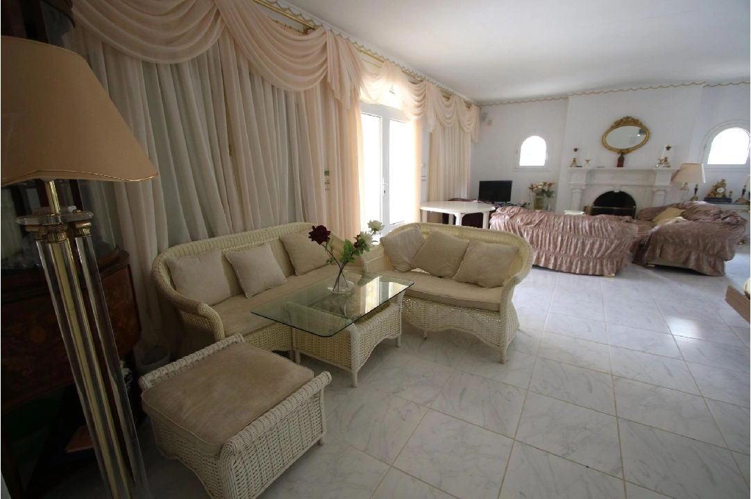 villa en Calpe(La Canuta) en venta, superficie 609 m², parcela 3102 m², 4 dormitorios, 4 banos, piscina, ref.: COB-3330-10535-38