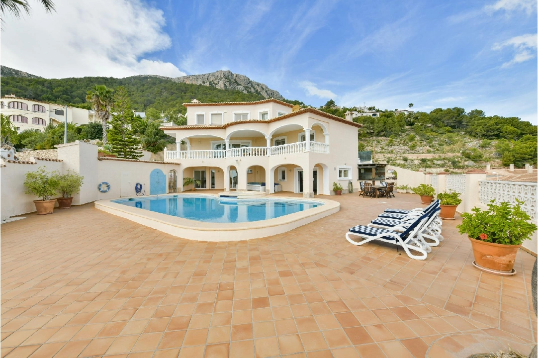 villa en Calpe(Oltamar) en venta, superficie 351 m², aire acondicionado, parcela 1170 m², 6 dormitorios, 6 banos, piscina, ref.: COB-3365-10535-19