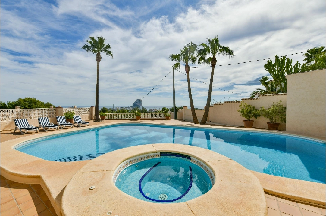 villa en Calpe(Oltamar) en venta, superficie 351 m², aire acondicionado, parcela 1170 m², 6 dormitorios, 6 banos, piscina, ref.: COB-3365-10535-9