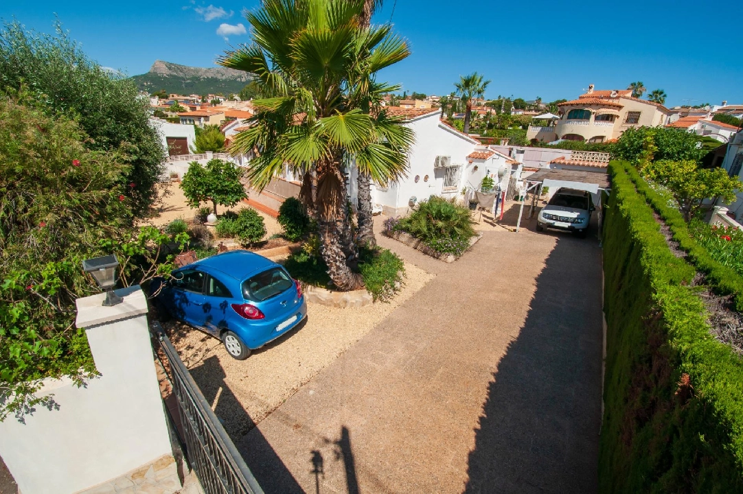 villa en Calpe(Pla roig) en venta, superficie 145 m², aire acondicionado, parcela 800 m², 3 dormitorios, 2 banos, piscina, ref.: COB-3377-10535-47