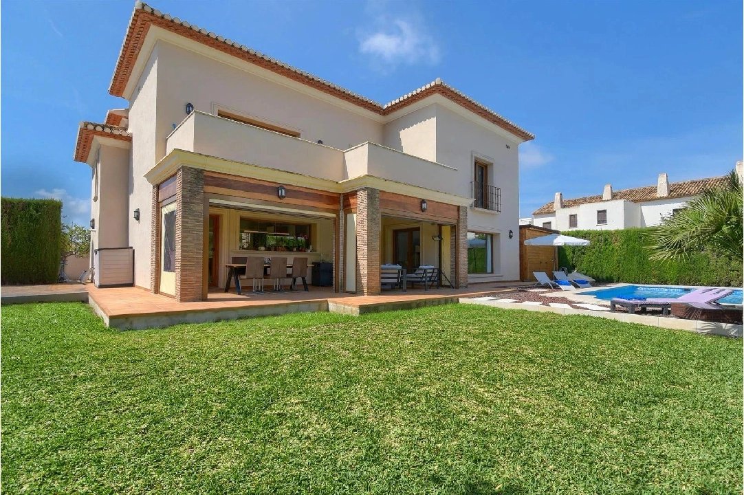 villa en Denia(La xara) en venta, superficie 232 m², aire acondicionado, parcela 600 m², 3 dormitorios, 3 banos, piscina, ref.: COB-3448-10535-8