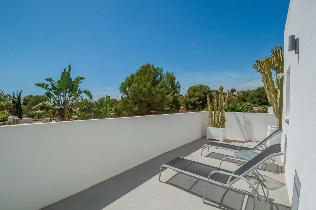 villa en Moraira(El Portet) en venta, superficie 180 m², aire acondicionado, parcela 1300 m², 4 dormitorios, 4 banos, piscina, ref.: COB-3455-10535-26