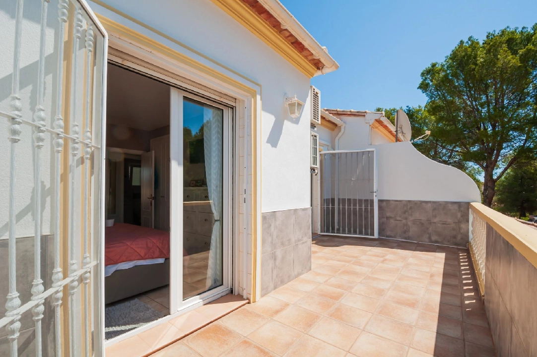 bungalow en Calpe(Garduix) en venta, superficie 110 m², aire acondicionado, 2 dormitorios, 2 banos, piscina, ref.: COB-3468-10535-12