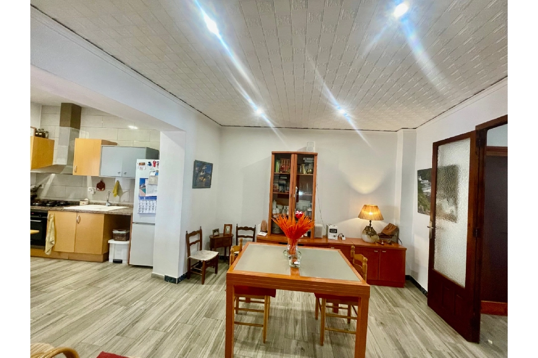 casa de pueblo en Pedreguer en venta, superficie 222 m², + estufa, aire acondicionado, 4 dormitorios, 1 banos, piscina, ref.: PV-141-01940P-16