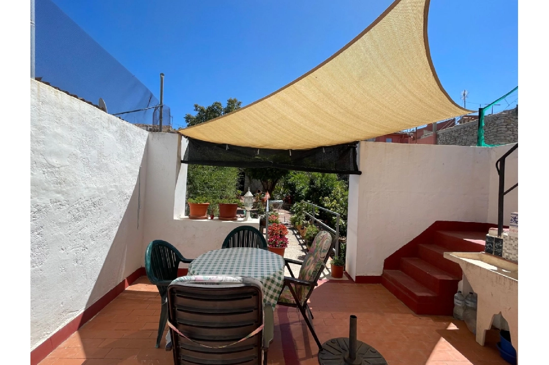 casa de pueblo en Pedreguer en venta, superficie 222 m², + estufa, aire acondicionado, 4 dormitorios, 1 banos, piscina, ref.: PV-141-01940P-8