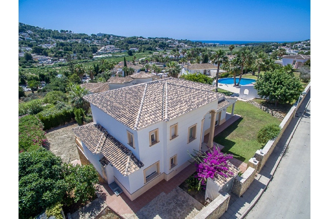 villa en Moraira en venta, superficie 306 m², ano de construccion 2012, aire acondicionado, parcela 1602 m², 5 dormitorios, 5 banos, piscina, ref.: AM-11374DA-1