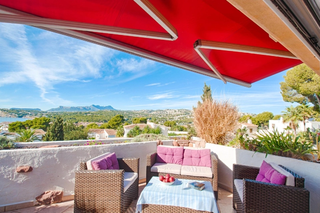 villa en Moraira en venta, superficie 326 m², ano de construccion 1975, aire acondicionado, parcela 791 m², 6 dormitorios, 6 banos, piscina, ref.: AM-12082DA-12