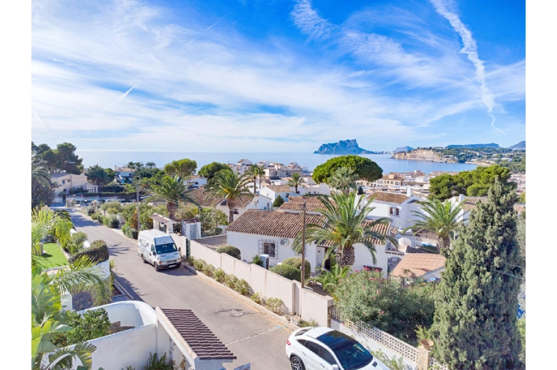 villa en Moraira en venta, superficie 326 m², ano de construccion 1975, aire acondicionado, parcela 791 m², 6 dormitorios, 6 banos, piscina, ref.: AM-12082DA-14