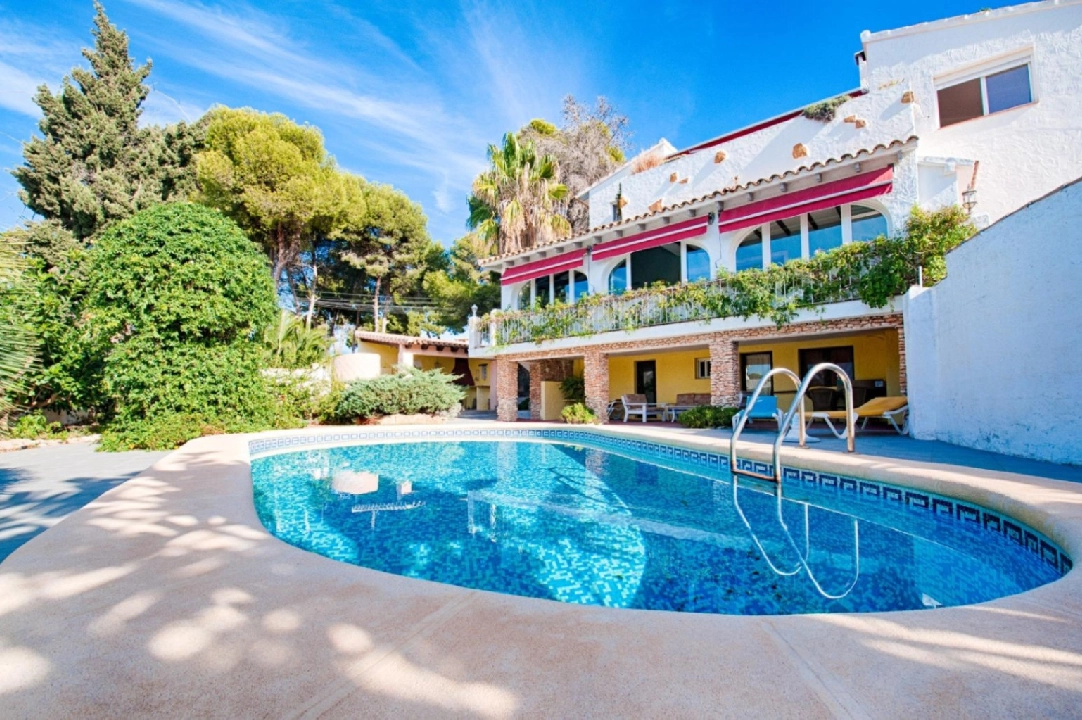 villa en Moraira en venta, superficie 326 m², ano de construccion 1975, aire acondicionado, parcela 791 m², 6 dormitorios, 6 banos, piscina, ref.: AM-12082DA-2