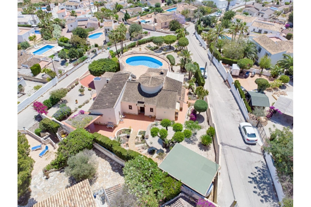 villa en Moraira en venta, superficie 293 m², ano de construccion 1998, aire acondicionado, parcela 1604 m², 5 dormitorios, 3 banos, piscina, ref.: AM-12096DA-13