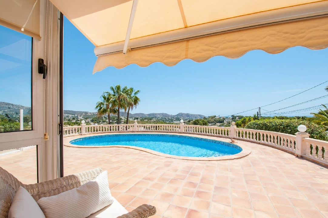 villa en Moraira en venta, superficie 293 m², ano de construccion 1998, aire acondicionado, parcela 1604 m², 5 dormitorios, 3 banos, piscina, ref.: AM-12096DA-18