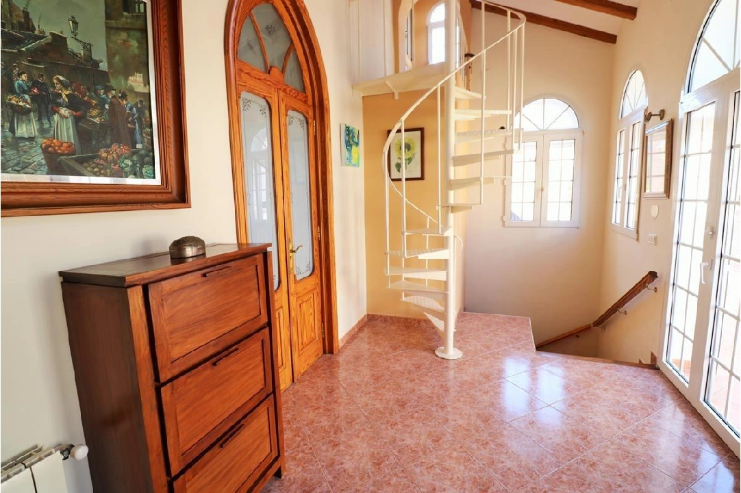 villa en Denia en venta, superficie 319 m², aire acondicionado, parcela 900 m², 6 dormitorios, 4 banos, piscina, ref.: AM-12170DA-12