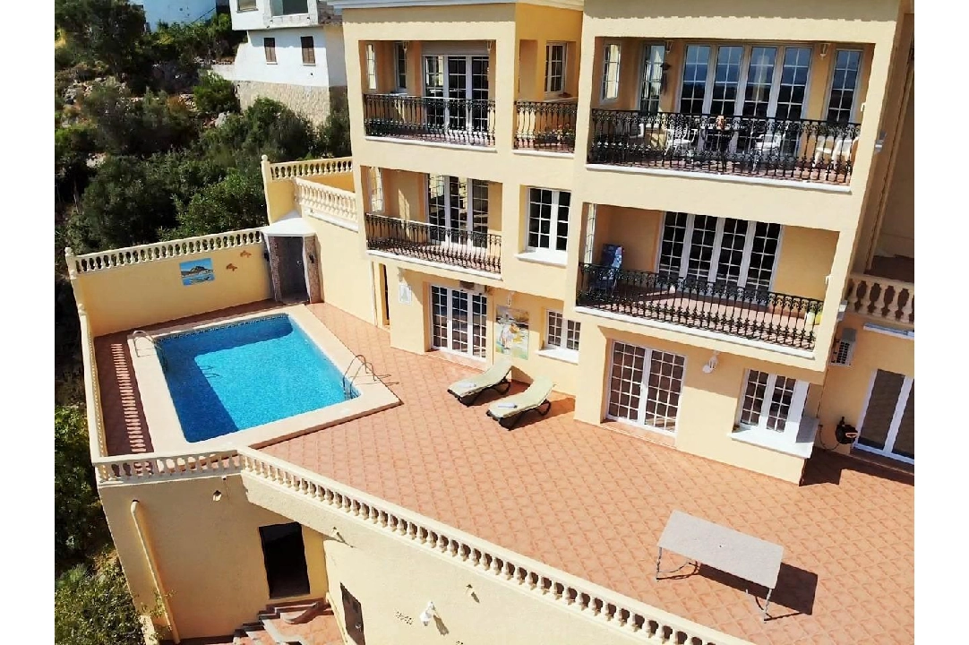 villa en Denia en venta, superficie 319 m², aire acondicionado, parcela 900 m², 6 dormitorios, 4 banos, piscina, ref.: AM-12170DA-3