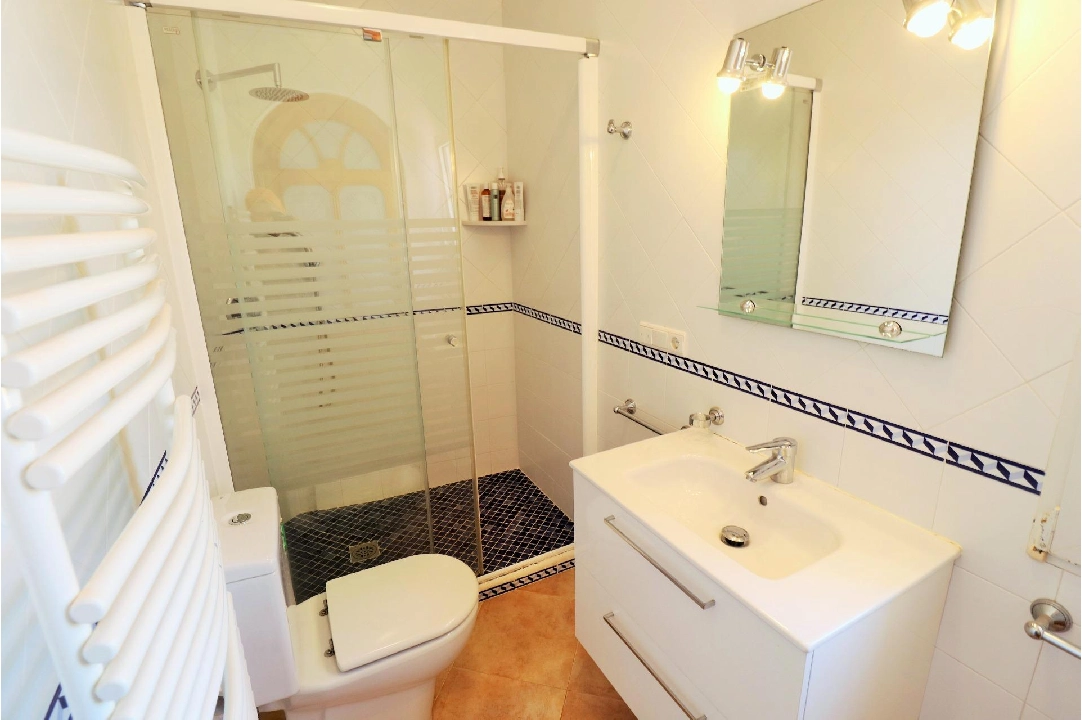 villa en Denia en venta, superficie 319 m², aire acondicionado, parcela 900 m², 6 dormitorios, 4 banos, piscina, ref.: AM-12170DA-32