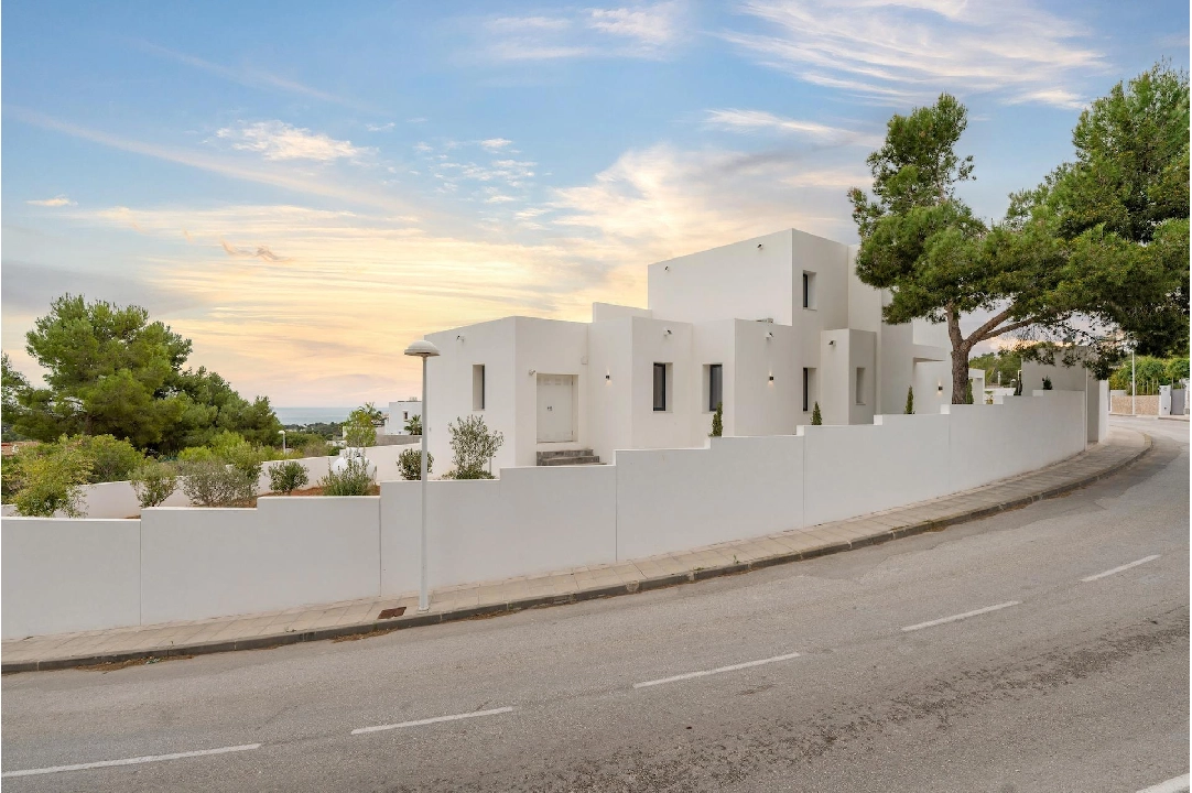 villa en Moraira en venta, superficie 259 m², ano de construccion 2024, aire acondicionado, parcela 800 m², 3 dormitorios, 3 banos, piscina, ref.: AM-12206DR-17