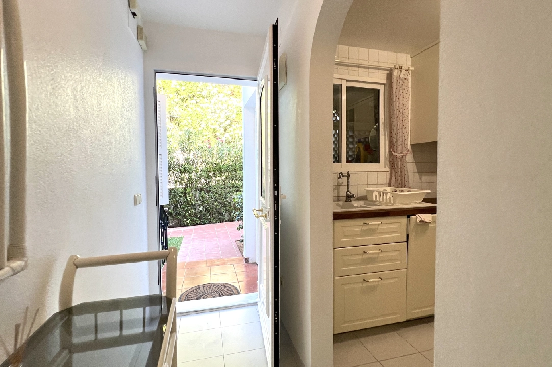 apartamento planta baja en Denia(Santa Lucia) en venta, superficie 73 m², ano de construccion 1991, + KLIMA, aire acondicionado, 2 dormitorios, 1 banos, piscina, ref.: SC-T0824-11