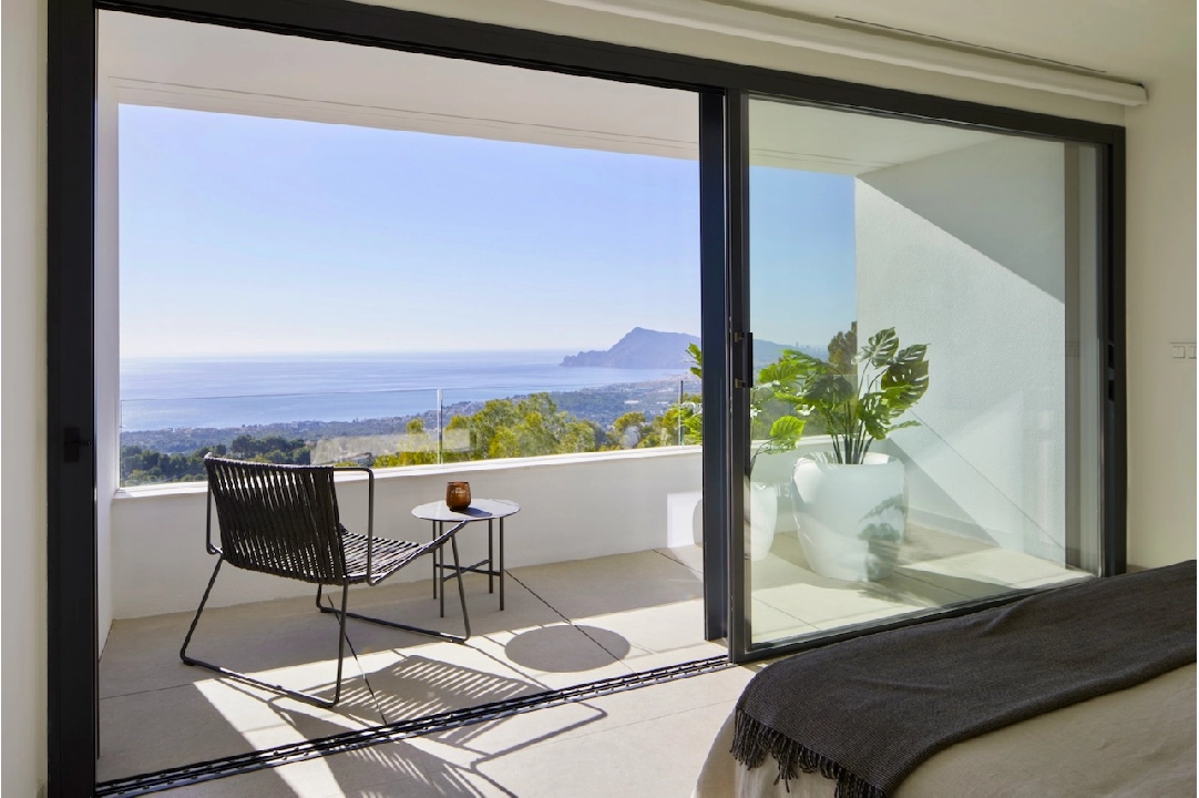 villa en Altea(Sierra Altea) en venta, superficie 535 m², parcela 1252 m², 4 dormitorios, 6 banos, piscina, ref.: CA-H-1800-AMB-13