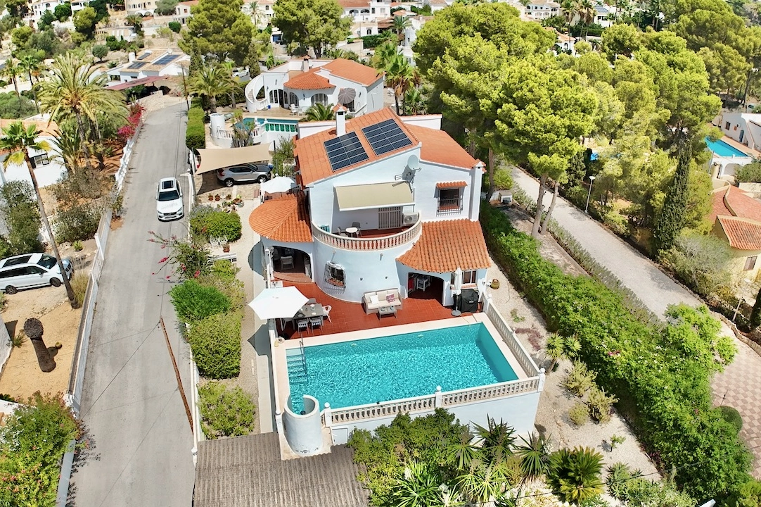 villa en Benissa(Baladrar) en venta, superficie 290 m², aire acondicionado, parcela 841 m², 5 dormitorios, 4 banos, piscina, ref.: CA-H-1801-AMBE-11