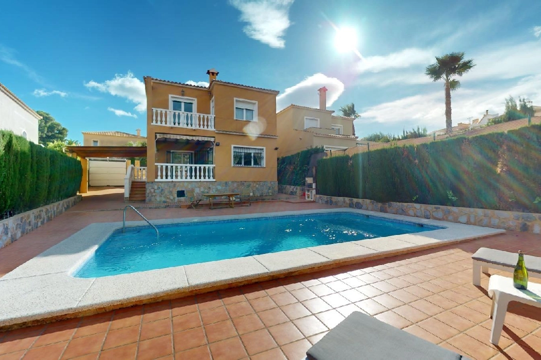 villa en La Nucia(Nucia Park) en venta, superficie 200 m², aire acondicionado, parcela 500 m², 4 dormitorios, 3 banos, piscina, ref.: COB-3479-10535-1