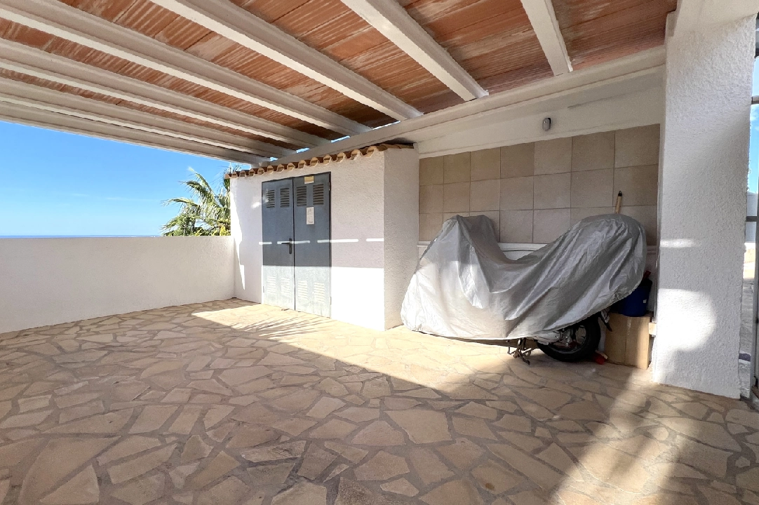 villa en Denia(Marquesa VI) en venta, superficie 122 m², ano de construccion 2001, estado neat, + calefaccion suelo, aire acondicionado, parcela 802 m², 4 dormitorios, 3 banos, piscina, ref.: SC-T0924-42