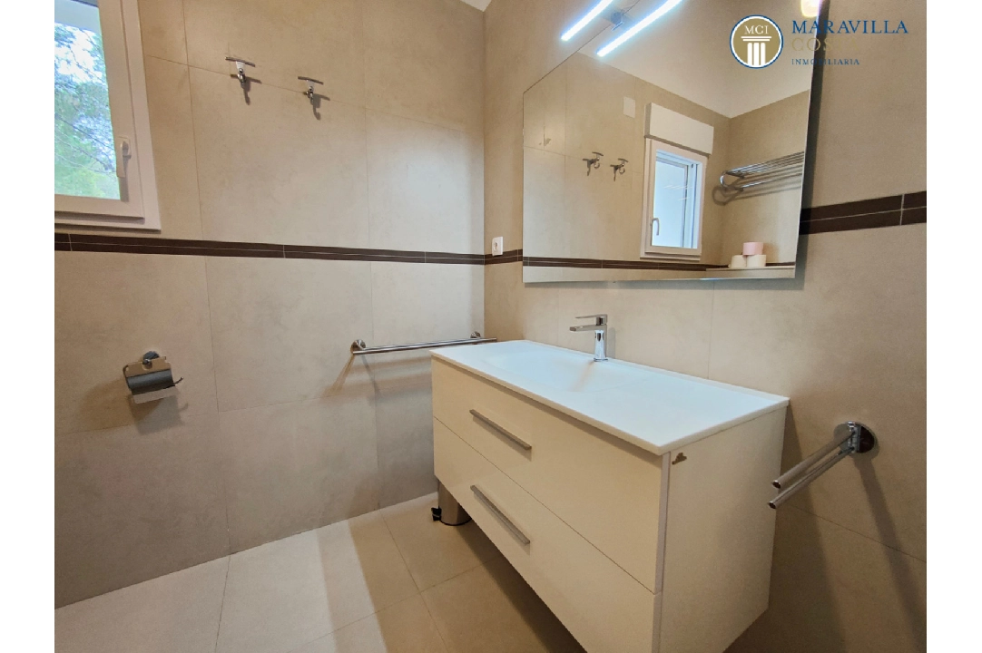 villa en Javea(Costa Nova) en venta, superficie 378 m², + calefaccion suelo, aire acondicionado, parcela 3063 m², 5 dormitorios, 5 banos, piscina, ref.: MV-P-2507-41