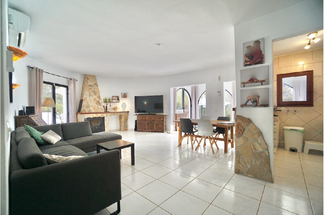 villa en Benissa(Fanadix) en venta, superficie 180 m², aire acondicionado, parcela 1215 m², 5 dormitorios, 4 banos, piscina, ref.: CA-H-1812-AMB-19