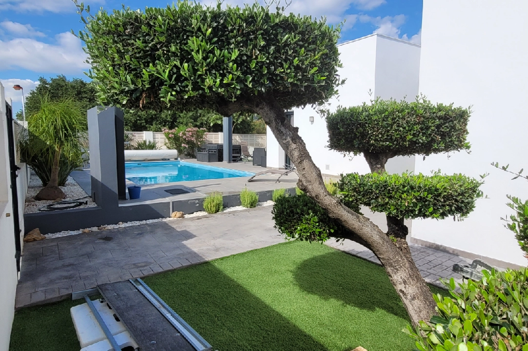 villa en Els Poblets en venta, superficie 158 m², ano de construccion 2018, estado mint, + KLIMA, aire acondicionado, parcela 500 m², 3 dormitorios, 2 banos, piscina, ref.: MG-0824-22