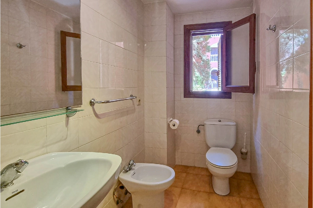 casa de pueblo en Calpe en venta, superficie 113 m², ano de construccion 1993, aire acondicionado, 3 dormitorios, 2 banos, piscina, ref.: BP-C3XY8206CAL-24