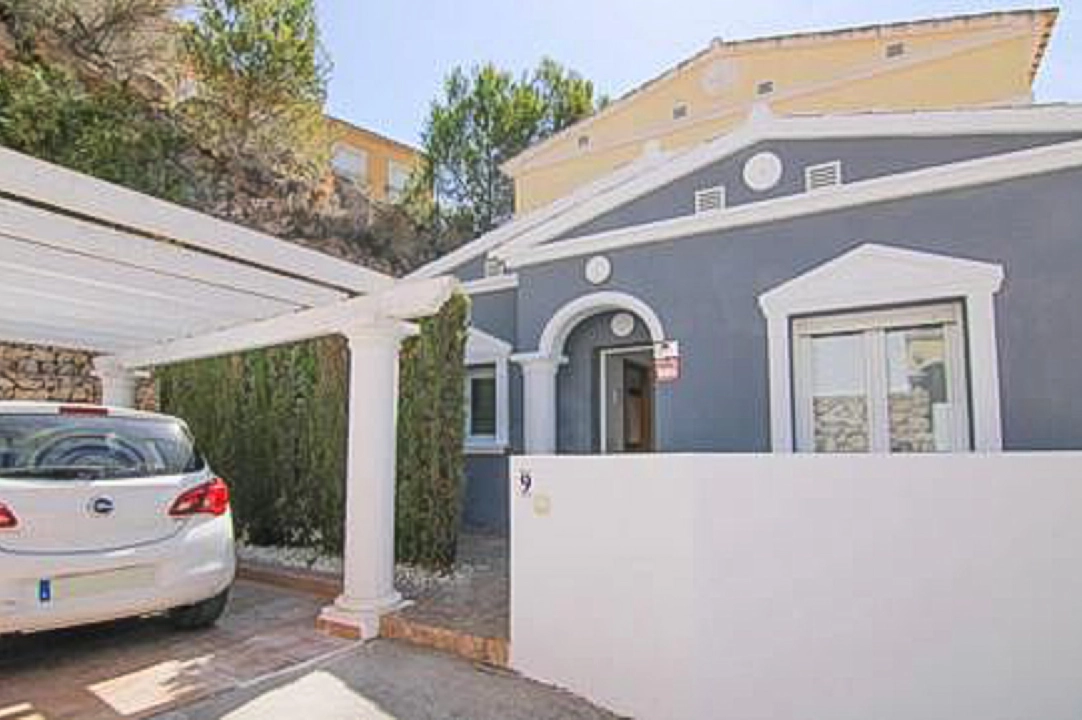 villa en Calpe en venta, superficie 120 m², ano de construccion 2007, + KLIMA, aire acondicionado, 3 dormitorios, 2 banos, piscina, ref.: BP-8207CAL-10