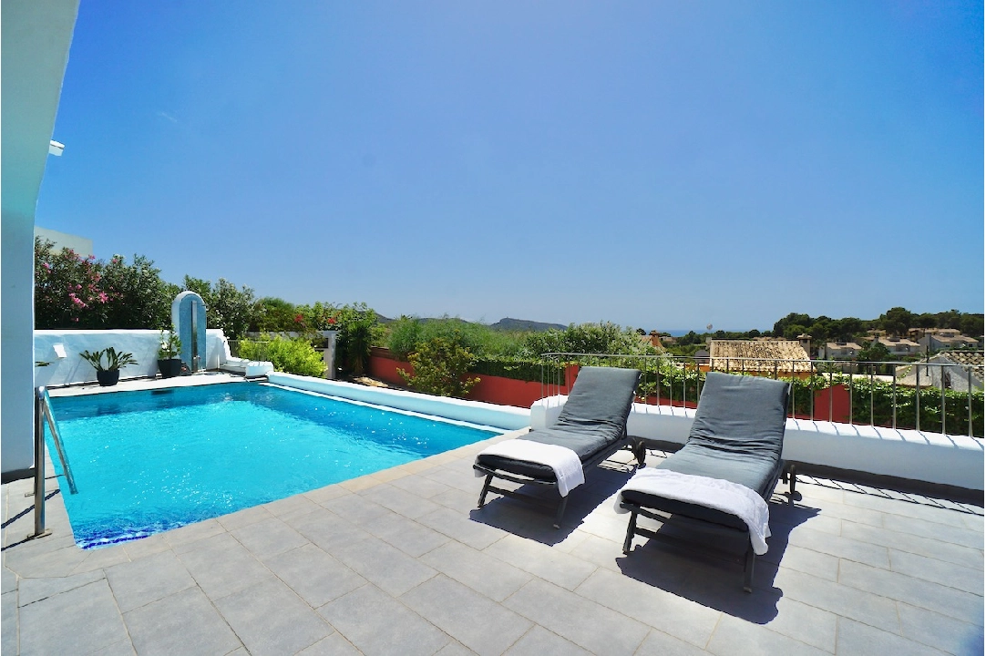 villa en Moraira(Camarrocha) en venta, superficie 261 m², aire acondicionado, parcela 831 m², 3 dormitorios, 3 banos, piscina, ref.: CA-H-1670-AMB-22