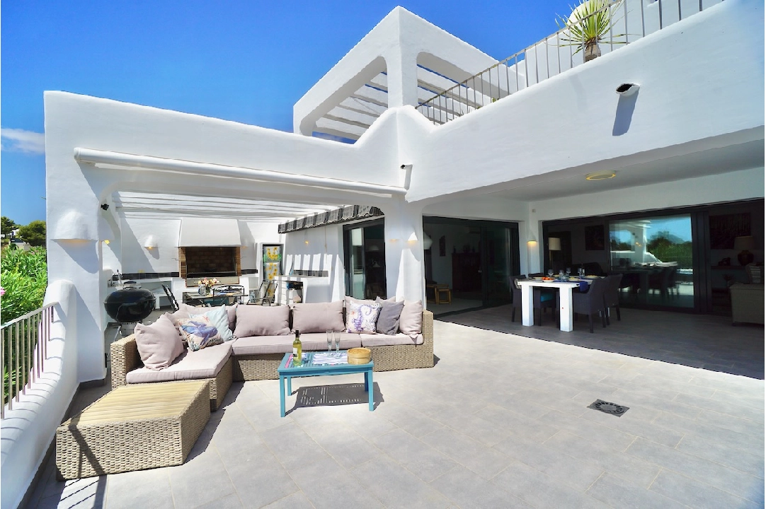 villa en Moraira(Camarrocha) en venta, superficie 261 m², aire acondicionado, parcela 831 m², 3 dormitorios, 3 banos, piscina, ref.: CA-H-1670-AMB-3