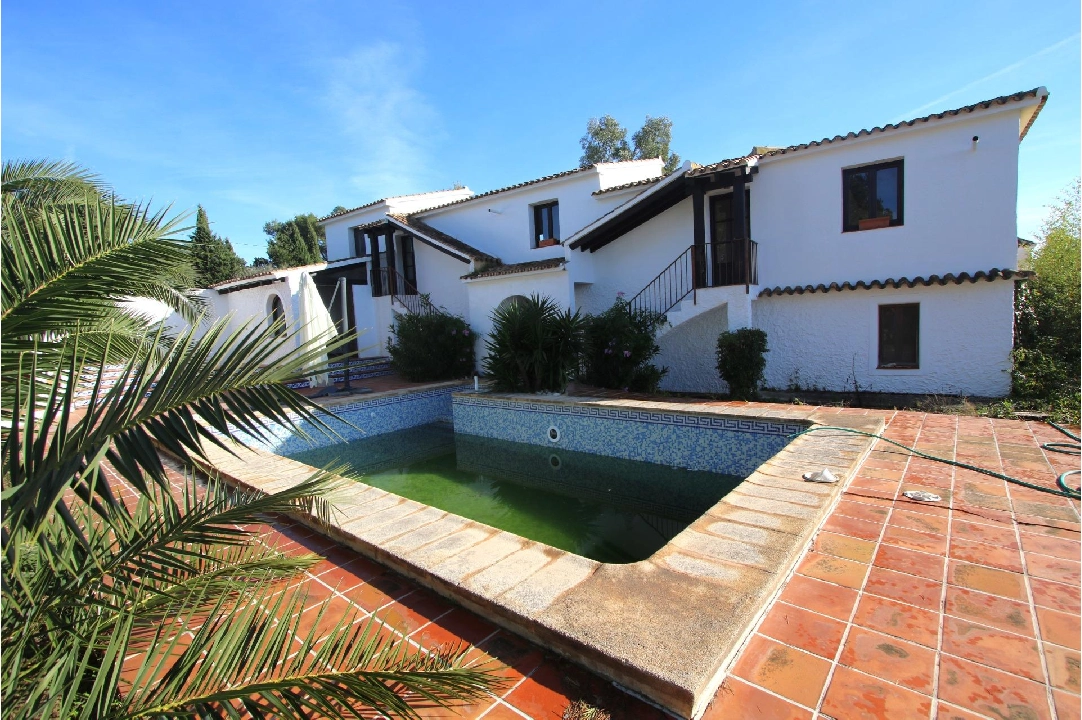 finca en Benissa(Canor) en venta, superficie 960 m², parcela 15000 m², 15 dormitorios, 14 banos, piscina, ref.: COB-3322-10535-2