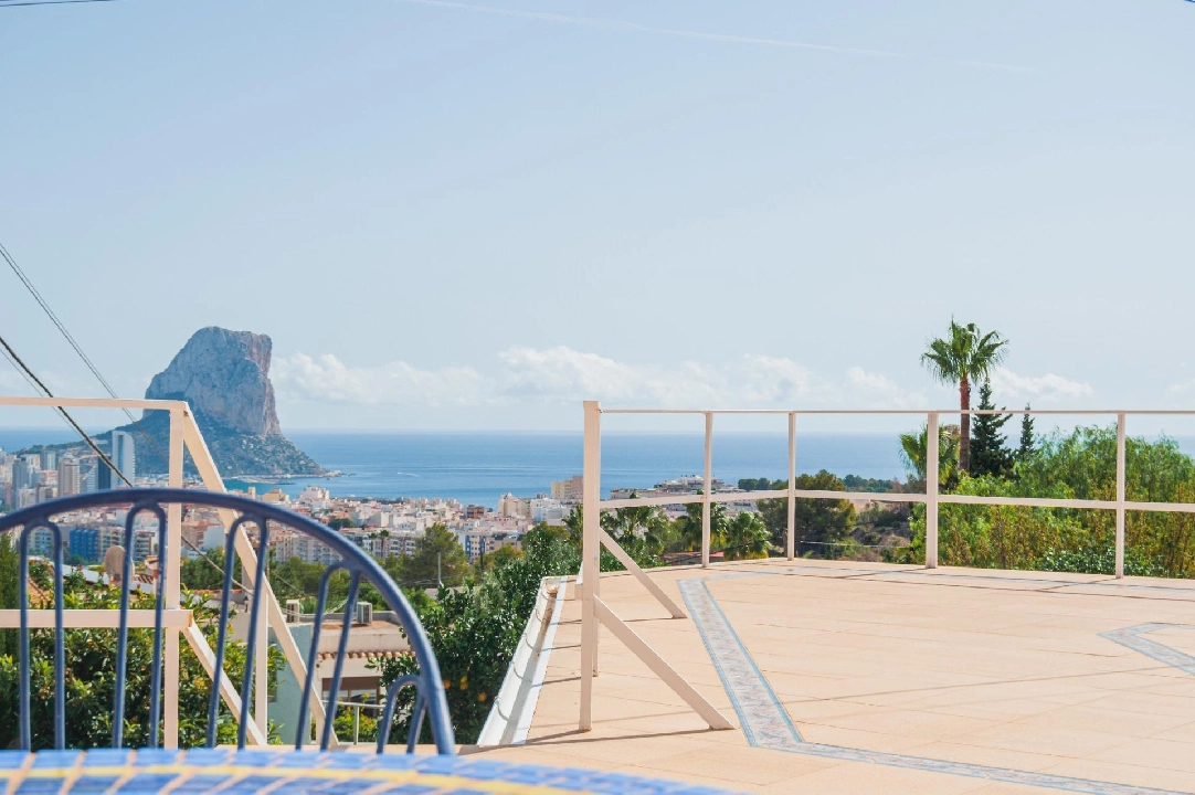 villa en Calpe(Cucarres) en venta, superficie 210 m², aire acondicionado, parcela 800 m², 5 dormitorios, 4 banos, piscina, ref.: COB-3485-10535-3