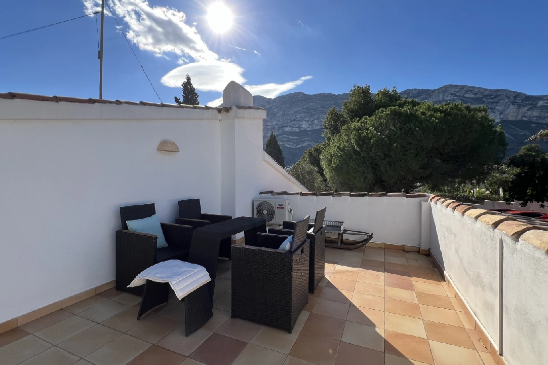 villa en Denia(Florida) en venta, superficie 182 m², ano de construccion 1980, + KLIMA, aire acondicionado, parcela 595 m², 3 dormitorios, 2 banos, piscina, ref.: SC-T1024-20