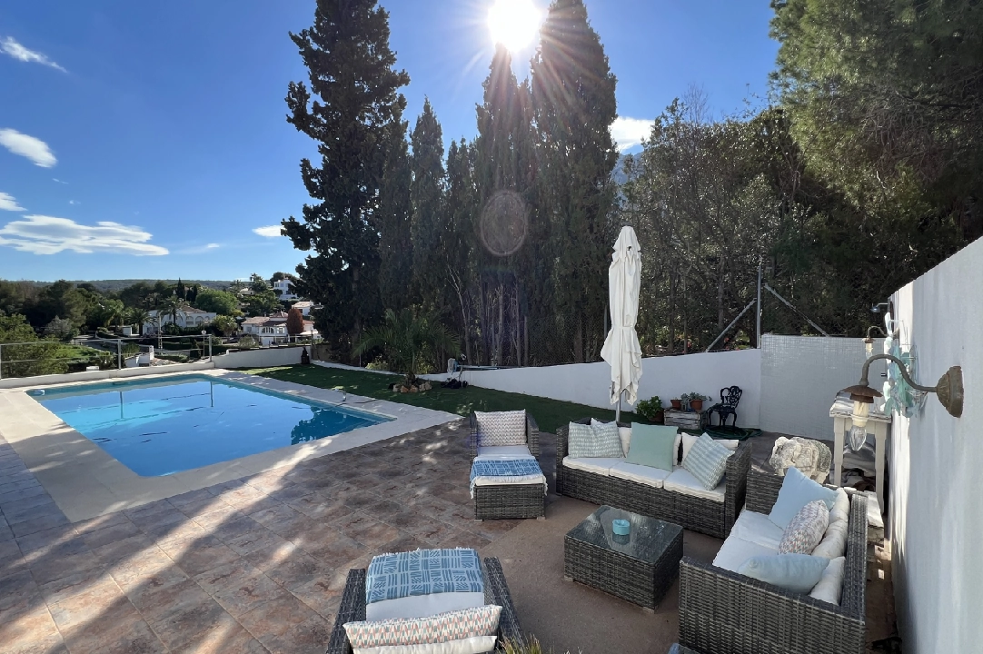 villa en Denia(Florida) en venta, superficie 182 m², ano de construccion 1980, + KLIMA, aire acondicionado, parcela 595 m², 3 dormitorios, 2 banos, piscina, ref.: SC-T1024-4