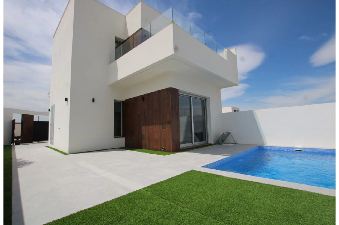 villa en San Fulgencio en venta, superficie 127 m², estado first owner, parcela 182 m², 3 dormitorios, 3 banos, piscina, ref.: HA-SFN-110-E05-1