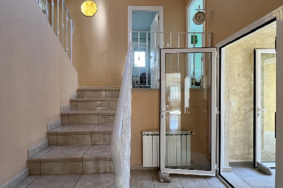 Villa in Gata de Gorgos(Monte Pedreguer) zur Ferienvermietung, Wohnfläche 180 m², Baujahr 2006, + Ofen, Klimaanlage, Grundstück 600 m², 3 Schlafzimmer, 3 Badezimmer, Pool, ref.: T-0624-12
