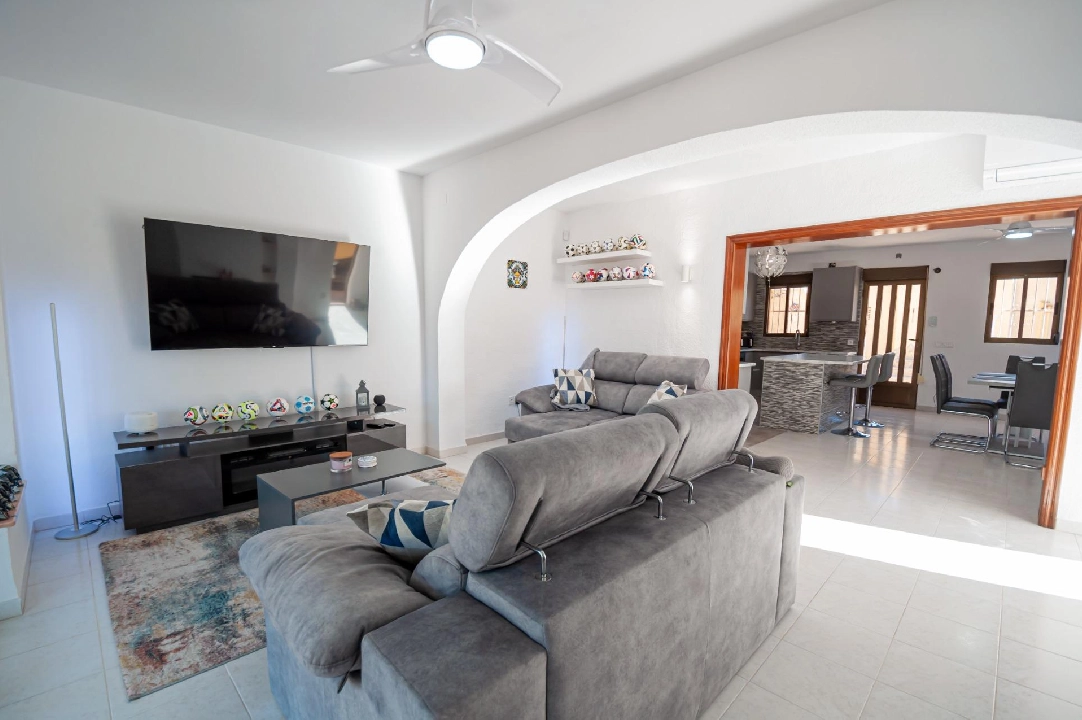 villa en Calpe(Playa De La Fossa) en venta, superficie 195 m², aire acondicionado, parcela 500 m², 3 dormitorios, 3 banos, piscina, ref.: COB-3496-10535-8