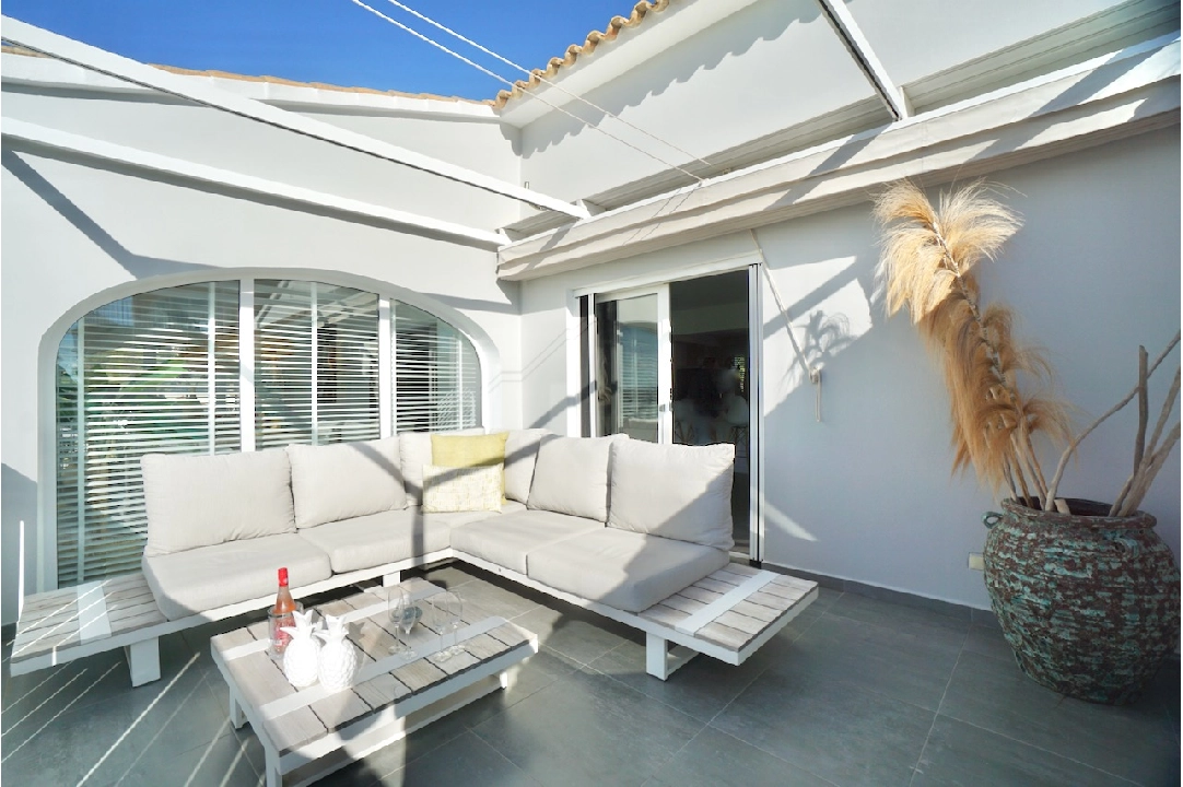 villa en Benissa(San Jaime) en venta, superficie 221 m², aire acondicionado, parcela 981 m², 5 dormitorios, 2 banos, piscina, ref.: CA-H-1839-AMBE-6