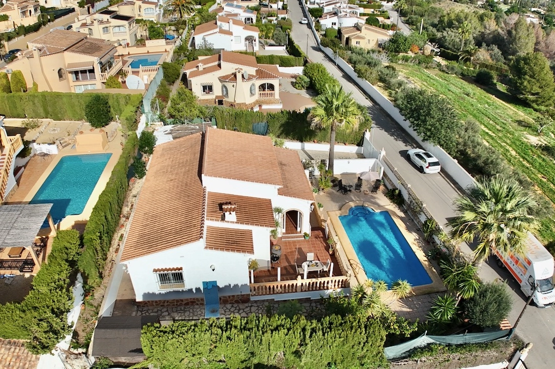 villa en Benitachell(Les Fonts) en venta, superficie 132 m², parcela 672 m², 3 dormitorios, 2 banos, piscina, ref.: CA-H-1844-AMBE-37