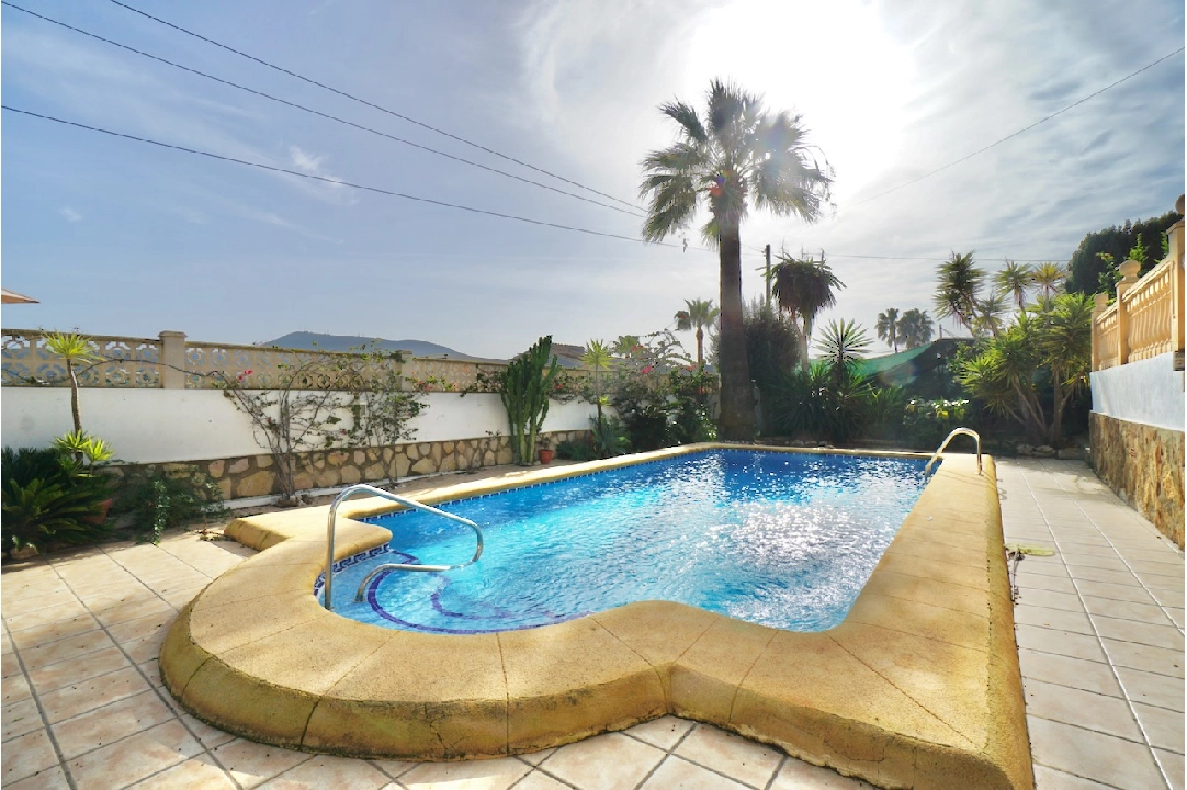 villa en Benitachell(Les Fonts) en venta, superficie 132 m², parcela 672 m², 3 dormitorios, 2 banos, piscina, ref.: CA-H-1844-AMBE-4