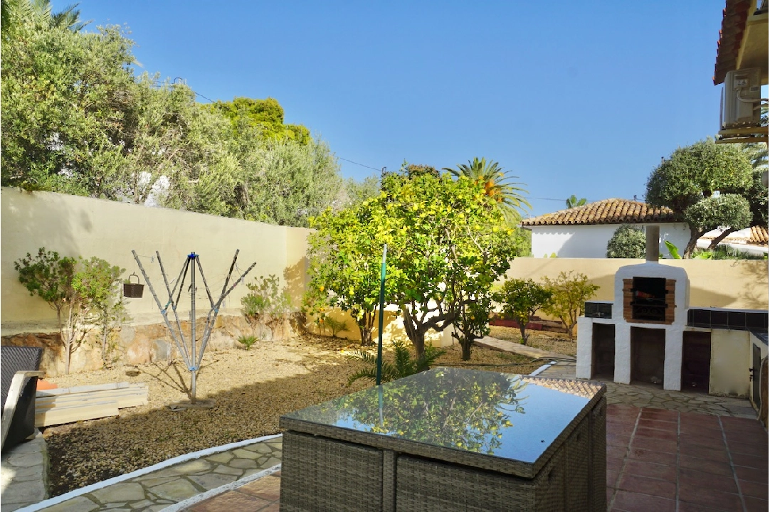 villa en Benissa(Montemar) en venta, superficie 165 m², parcela 823 m², 3 dormitorios, 2 banos, piscina, ref.: CA-H-1845-AMB-9