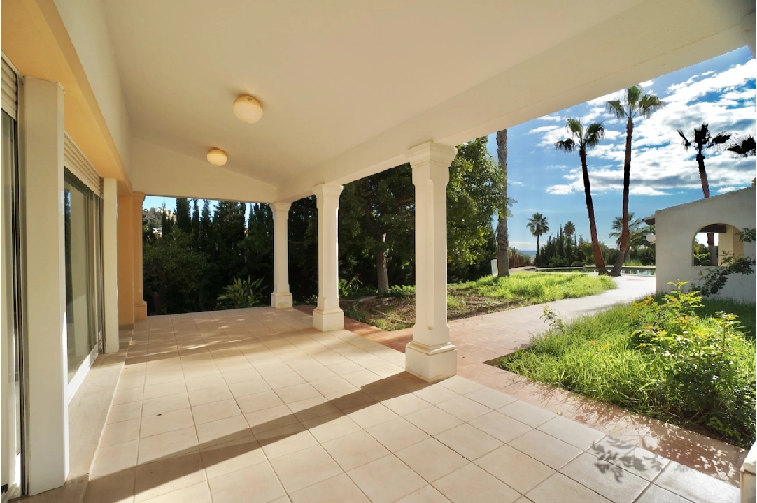 villa en Moraira(Solpark) en venta, superficie 306 m², aire acondicionado, parcela 2403 m², 5 dormitorios, 6 banos, piscina, ref.: CA-H-1851-AMB-8