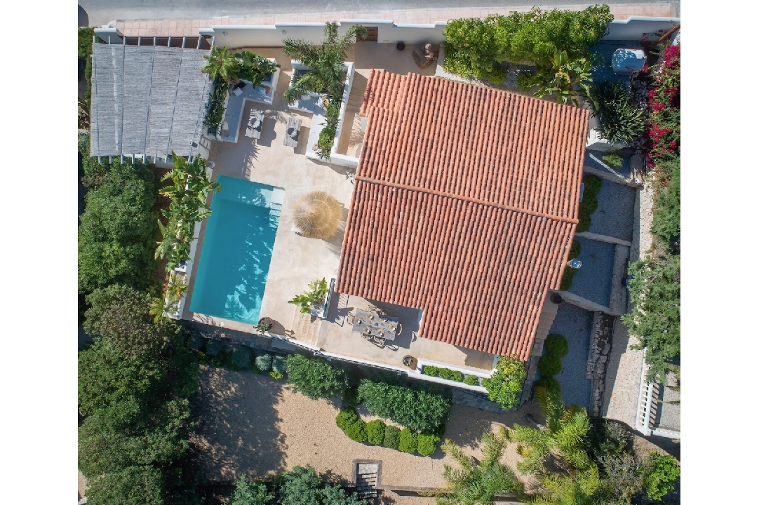 villa en Benissa(Montemar) en venta, superficie 156 m², aire acondicionado, parcela 660 m², 3 dormitorios, 3 banos, piscina, ref.: CA-H-1858-AMB-30