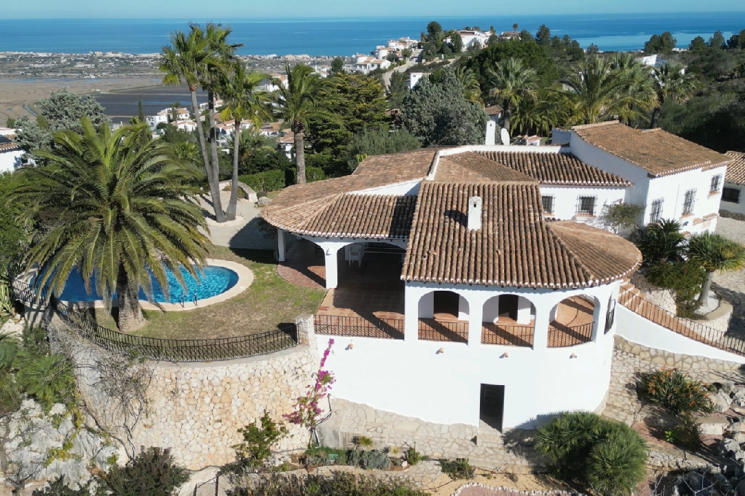 villa en Pego-Monte Pego en venta, superficie 310 m², ano de construccion 1988, + calefaccion central, aire acondicionado, parcela 3370 m², 4 dormitorios, 4 banos, piscina, ref.: JS-0425-32